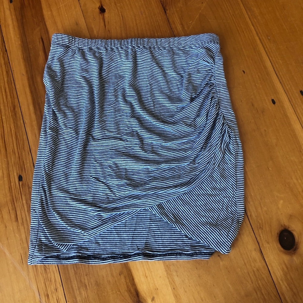 Bodycon striped skirt